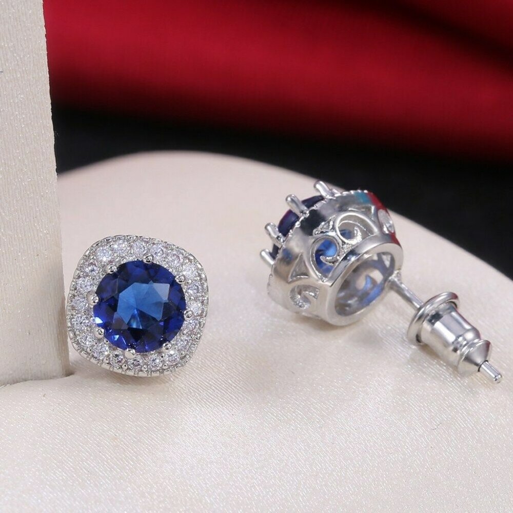 New 925 Silver Blue Sapphire Stud Earrings - Picture 2 of 3
